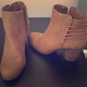 Madden girl booties never worn